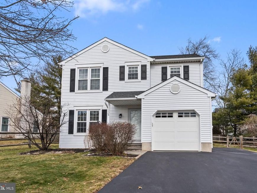 120 Fox Hunt Drive, Franconia, PA 18924 Main Photo