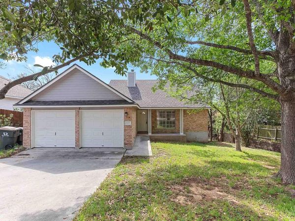 2003 Ramona CIR, San Marcos, TX 78666