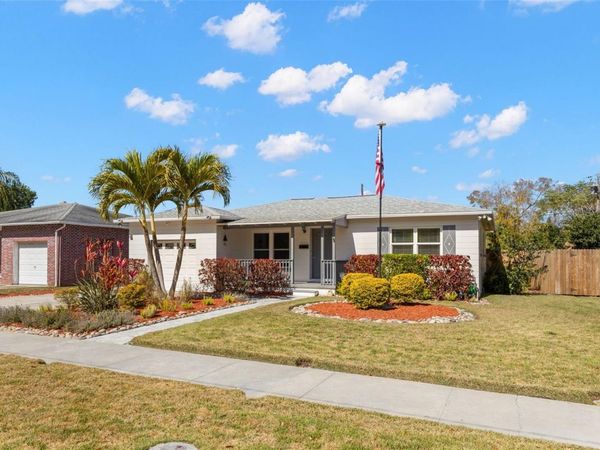 811 40TH AVENUE N, ST PETERSBURG, FL 33703