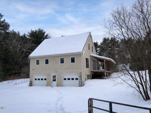 26 Murphy Way, Stephentown, NY 12168