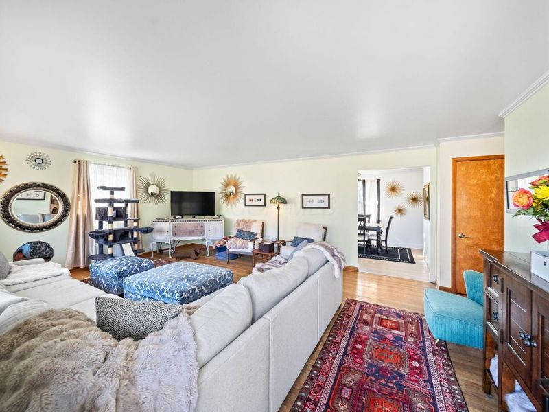 2431 White Road, Grove City, OH 43123 Photo 21