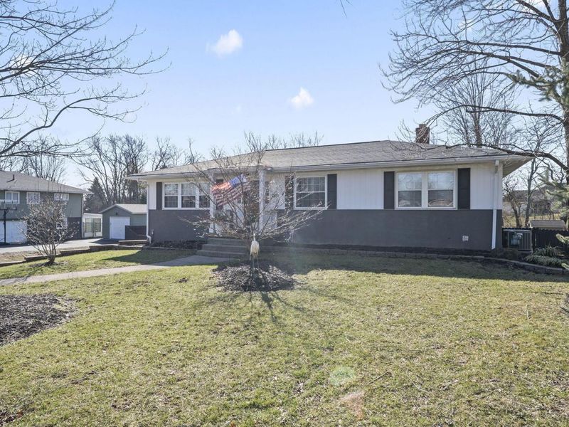 2431 White Road, Grove City, OH 43123 Photo 4