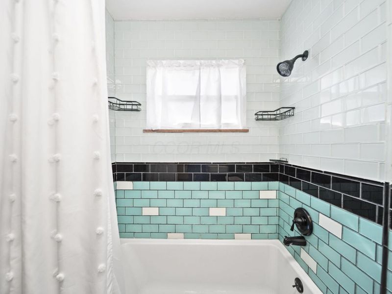 2431 White Road, Grove City, OH 43123 Photo 42