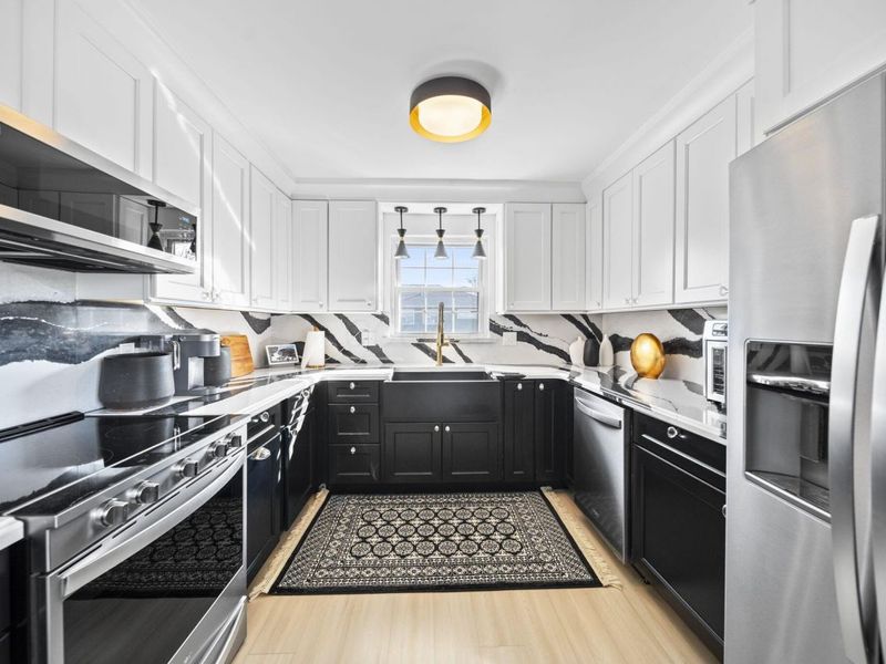 2431 White Road, Grove City, OH 43123 Photo 7