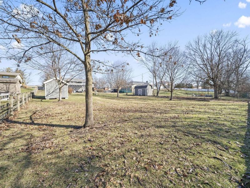 2431 White Road, Grove City, OH 43123 Photo 71