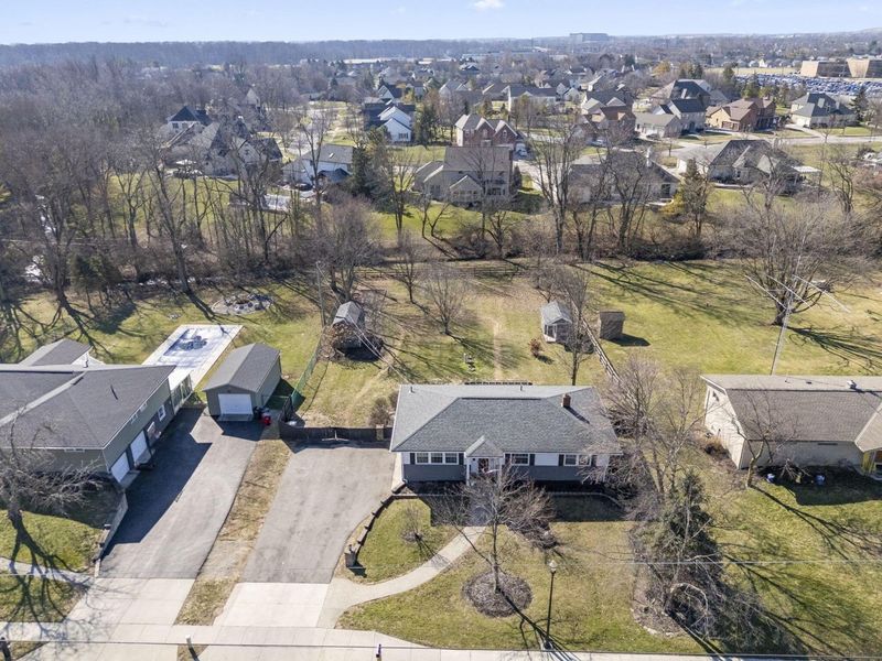 2431 White Road, Grove City, OH 43123 Photo 80