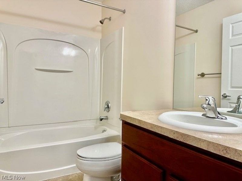 3944 Gardiner Run, Akron, OH 44321 Photo 35