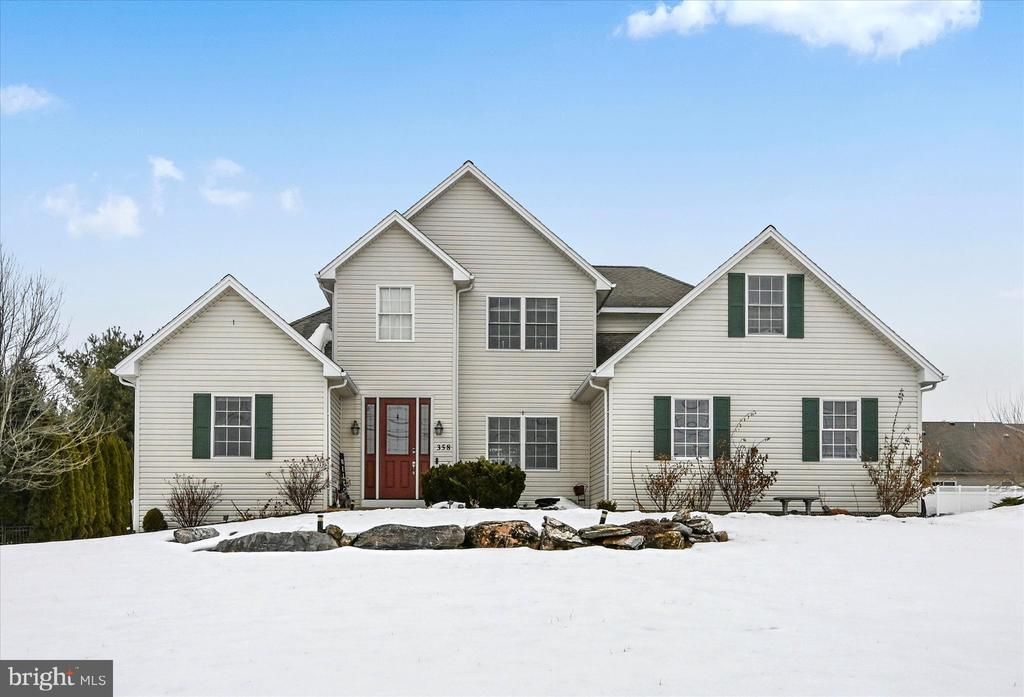 358 S Lingle Avenue, Palmyra, PA 17078 Main Photo