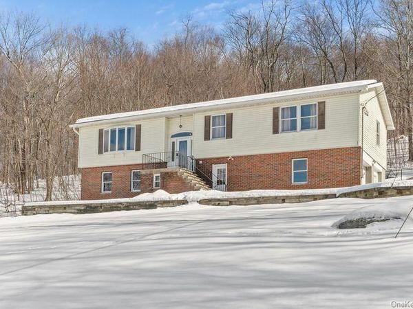 73 Chief Nimham Circle, Carmel, NY 10512