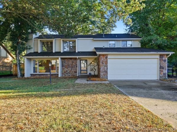 105 W Yuma Court , Broken Arrow, OK 74011