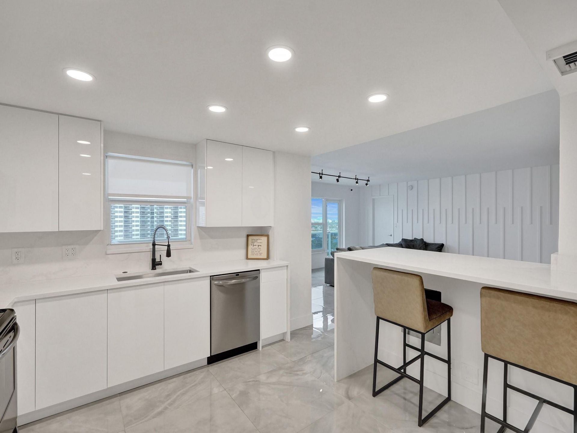 3500 Galt Ocean Drive, Unit 1109, Fort Lauderdale, FL 33308 Photo