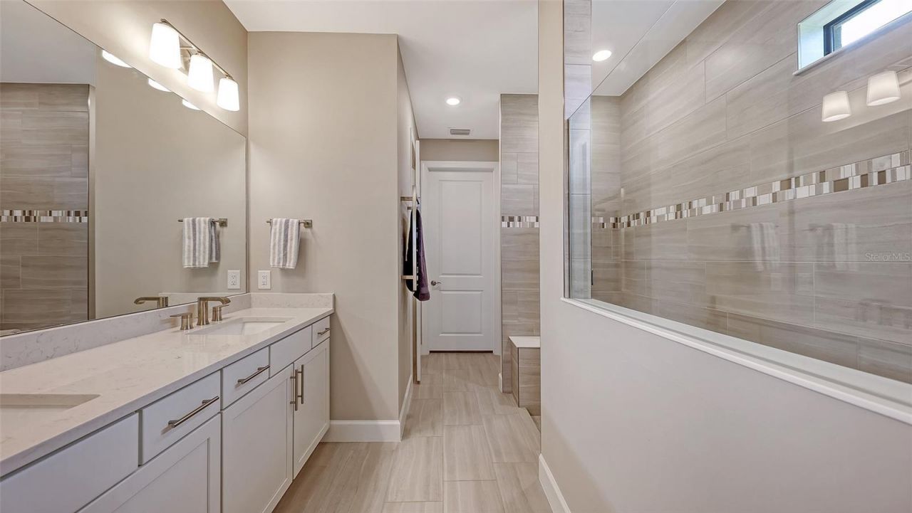 7675 Summerland Cove, Bradenton, FL 34202 Photo