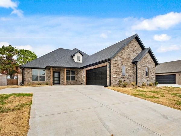 3306 SW Rosemont Avenue, Bentonville, AR 72713