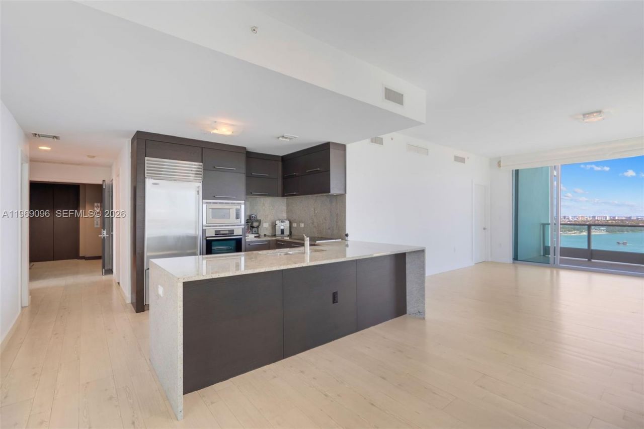 900 Biscayne Blvd, Unit 2401, Miami, FL 33132 Photo