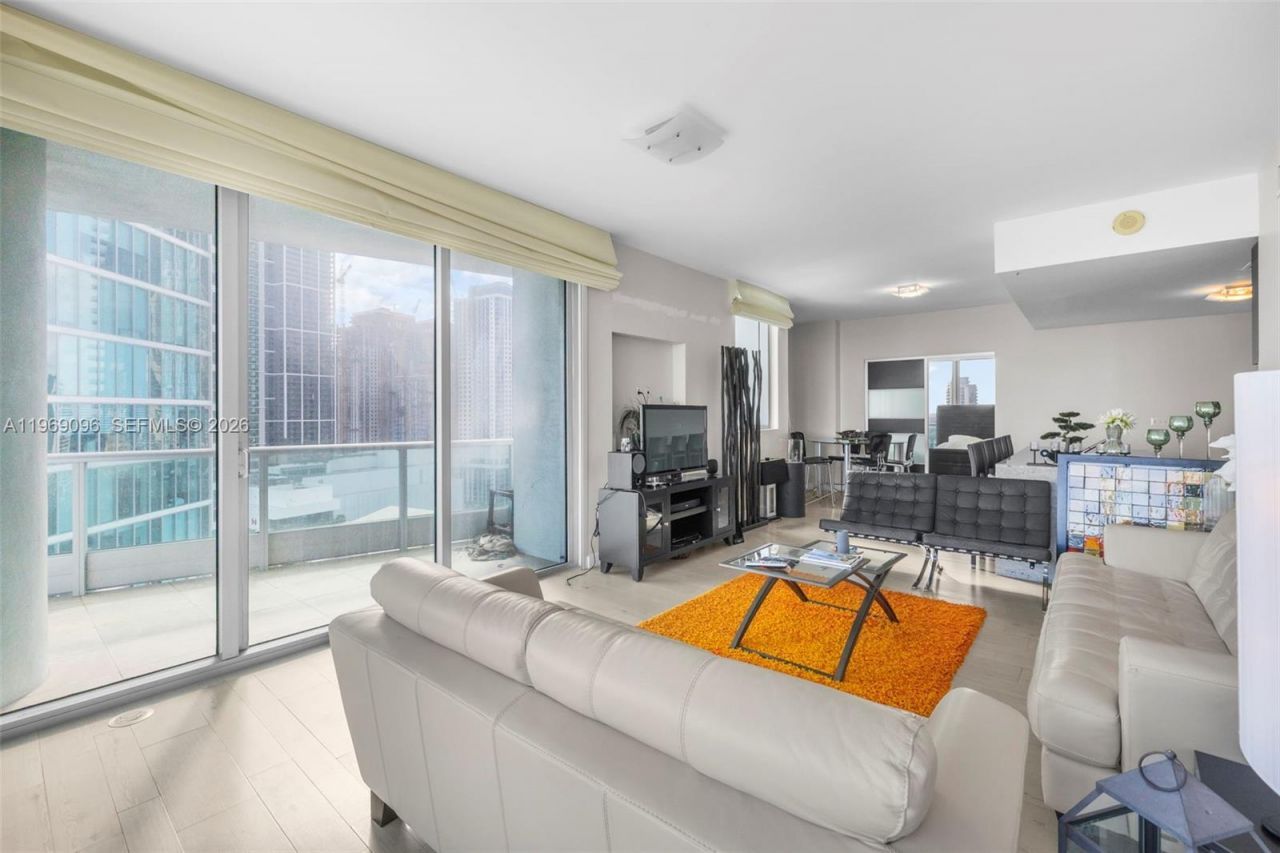 900 Biscayne Blvd , Unit 2401, Miami, FL 33132 Photo