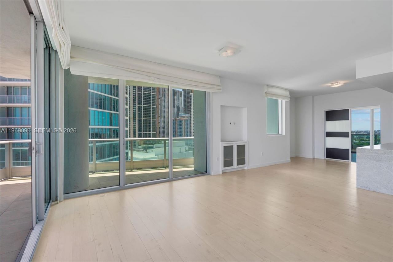 900 Biscayne Blvd, Unit 2401, Miami, FL 33132 Photo