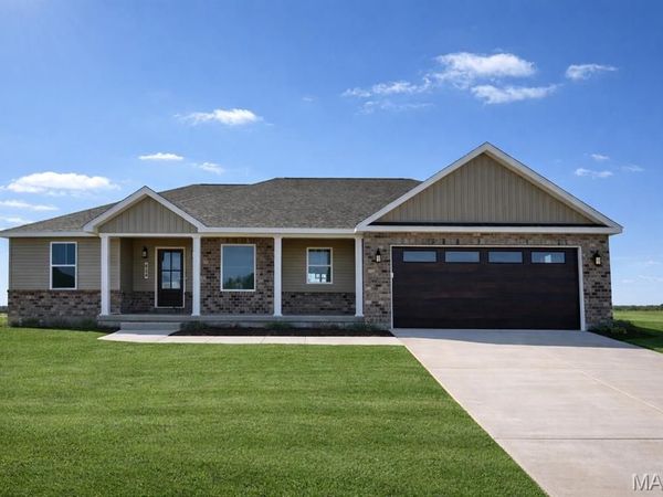 824 Barclay Drive , Farmington, MO 63640