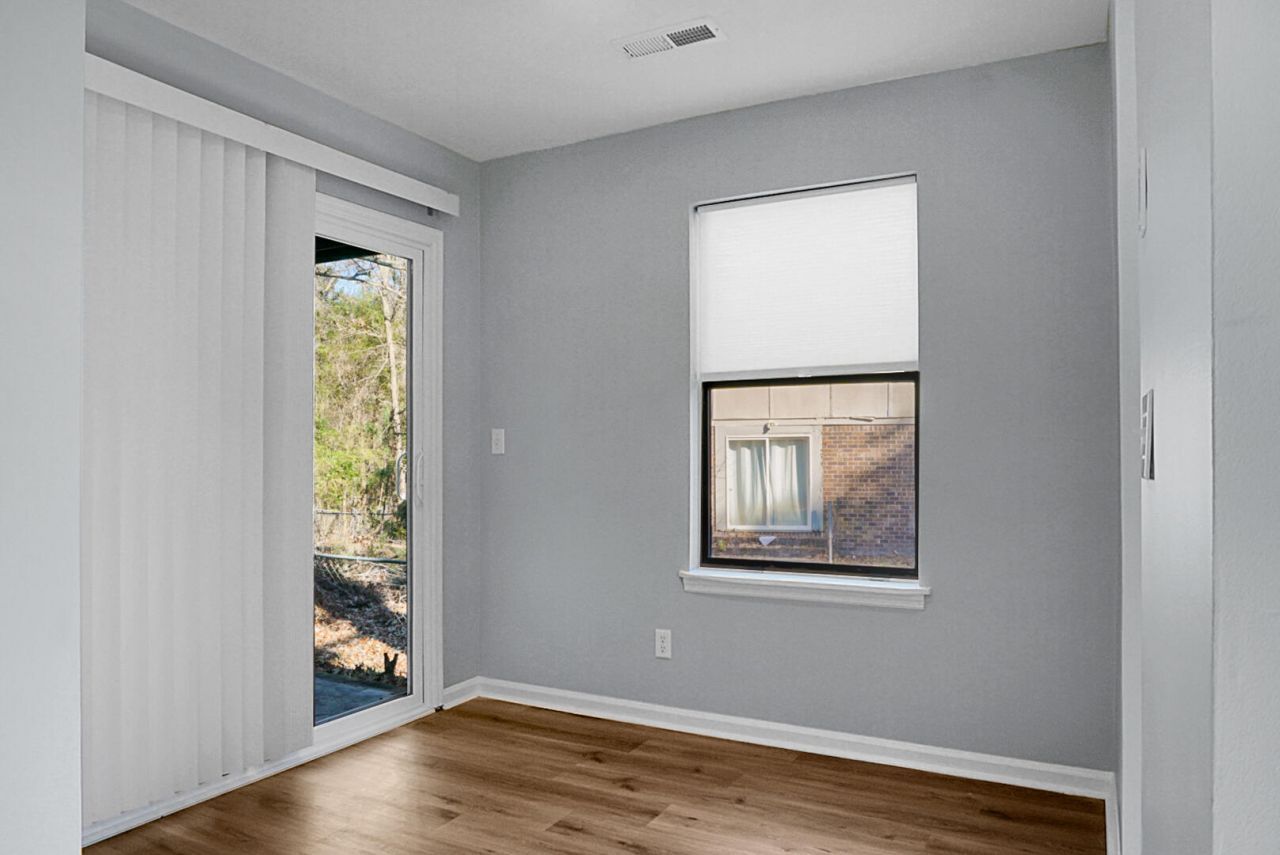 158 Hummingbird Avenue Photo 12