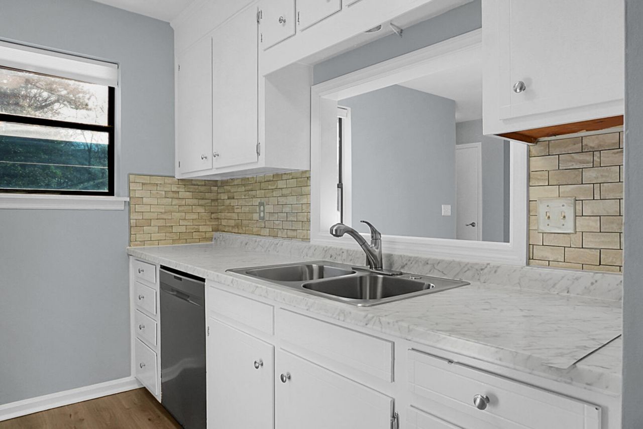 158 Hummingbird Avenue Photo 16