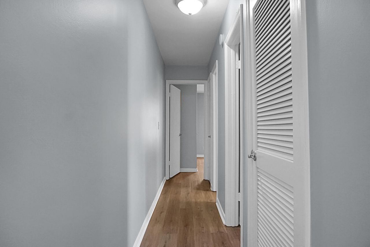 158 Hummingbird Avenue Photo 28