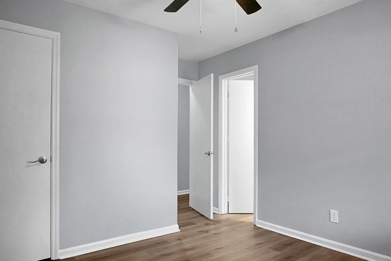 158 Hummingbird Avenue Photo 31