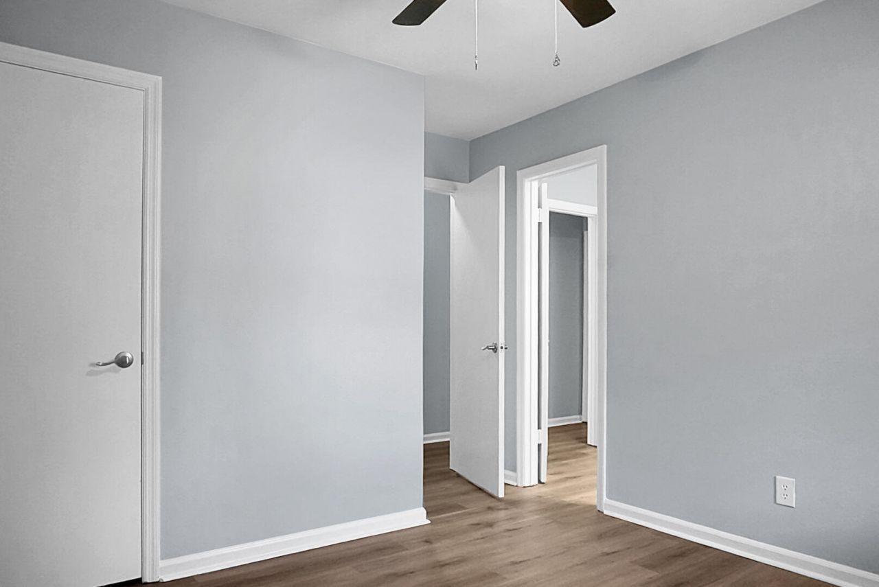 158 Hummingbird Avenue Photo 32