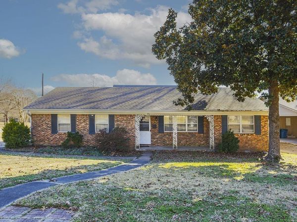 1 Ohio Cove, Little Rock, AR 72227