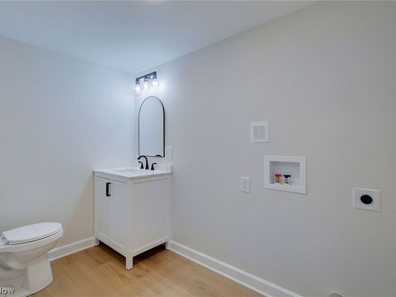 152 E Mill Street, Alliance, OH 44601 Photo 18