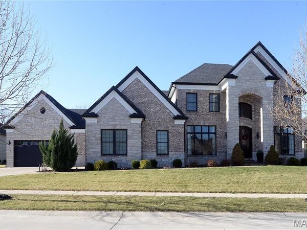 17016 Lakeside Ridge, Chesterfield, MO 63005