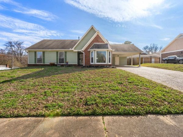 409 LITTLE OAK LN, Collierville, TN 38017