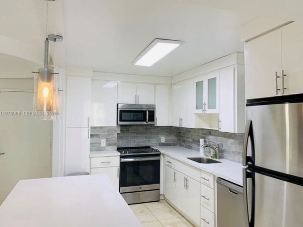 150 SE 25th Rd, Unit 3B, Miami, FL 33129