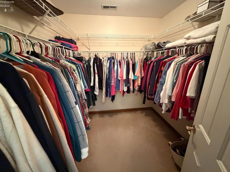 720 Tracht Meadows Drive, Huron, OH 44839 Photo 10