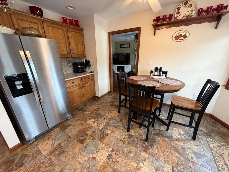 720 Tracht Meadows Drive, Huron, OH 44839 Photo 8