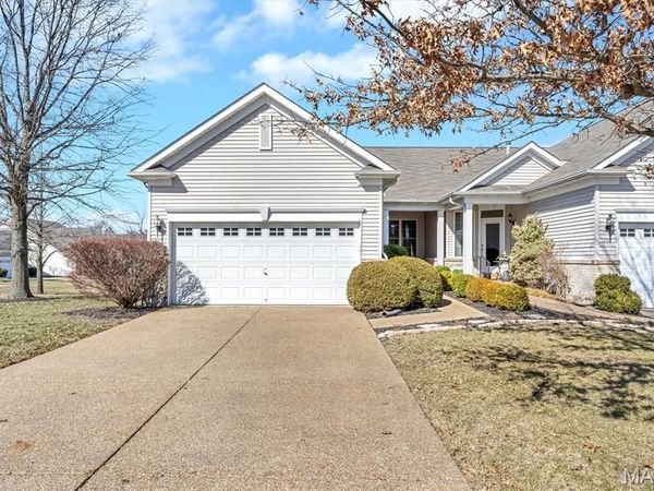 2229 Hawks Landing Drive, Lake St Louis, MO 63367