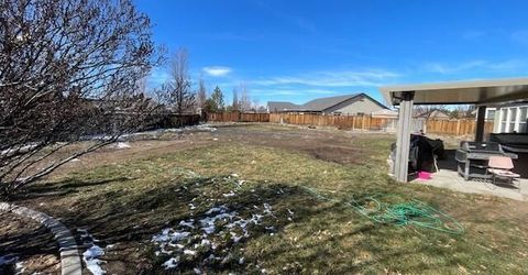 7337 Phoenix Drive, Sparks, NV 89436 Photo