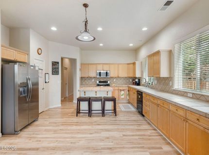 7337 Phoenix Drive, Sparks, NV 89436 Photo