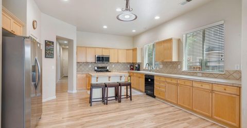 7337 Phoenix Drive, Sparks, NV 89436 Photo