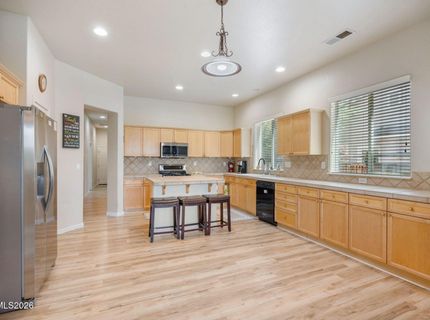 7337 Phoenix Drive, Sparks, NV 89436 Photo