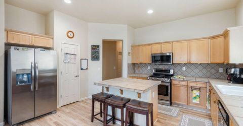 7337 Phoenix Drive, Sparks, NV 89436 Photo