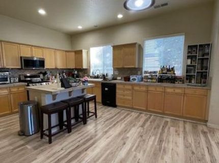 7337 Phoenix Drive, Sparks, NV 89436 Photo