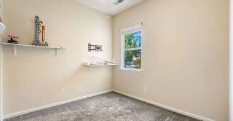 7337 Phoenix Drive, Sparks, NV 89436 Photo