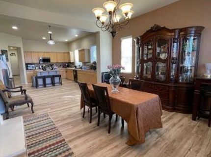 7337 Phoenix Drive, Sparks, NV 89436 Photo