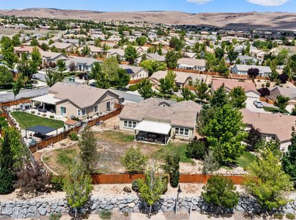 7337 Phoenix Drive, Sparks, NV 89436 Photo