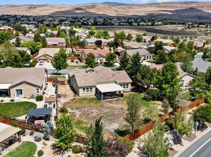 7337 Phoenix Drive, Sparks, NV 89436 Photo