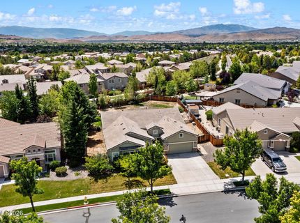 7337 Phoenix Drive, Sparks, NV 89436 Photo