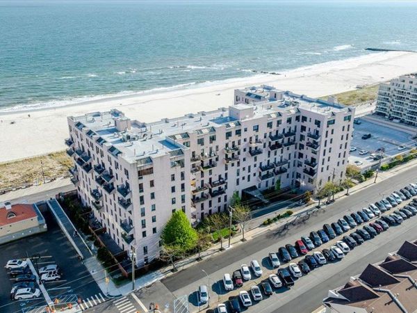 100 W Broadway, Unit 4F, Long Beach, NY 11561