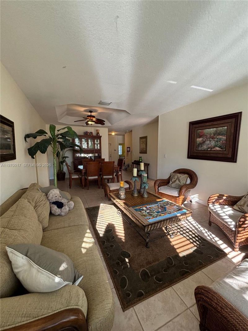 7035 NW 116th Ct, Doral, FL 33178 Photo