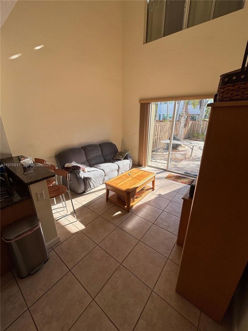 7035 NW 116th Ct, Doral, FL 33178 Photo