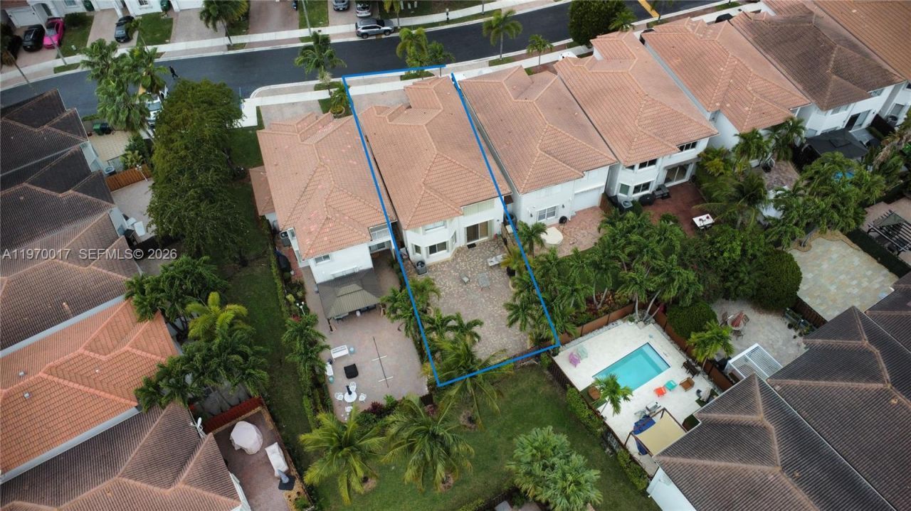 7035 NW 116th Ct, Doral, FL 33178 Photo