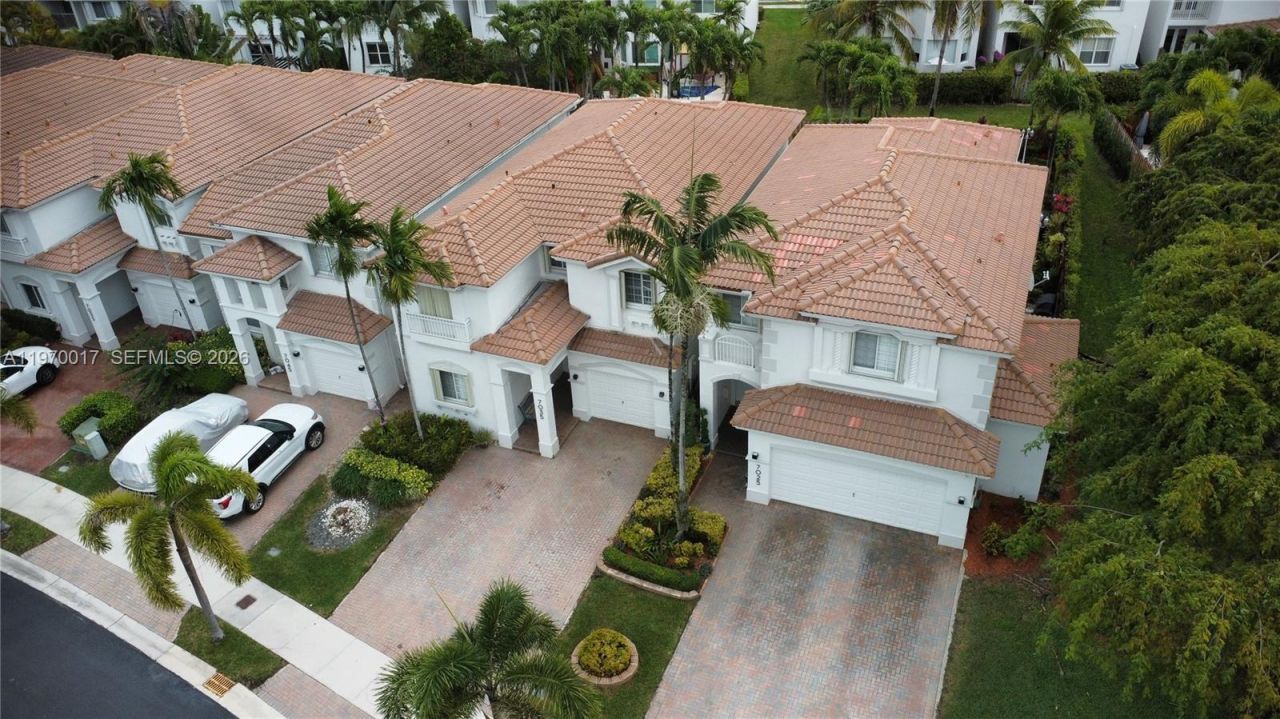 7035 NW 116th Ct, Doral, FL 33178 Photo